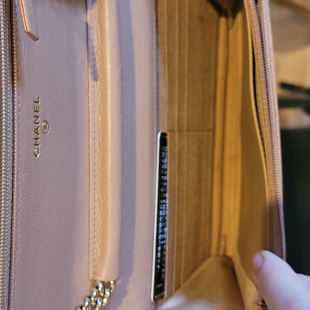 SOLD ๐ Chanel WOC Nude pink wallet on Chain - Picture 8 of 16